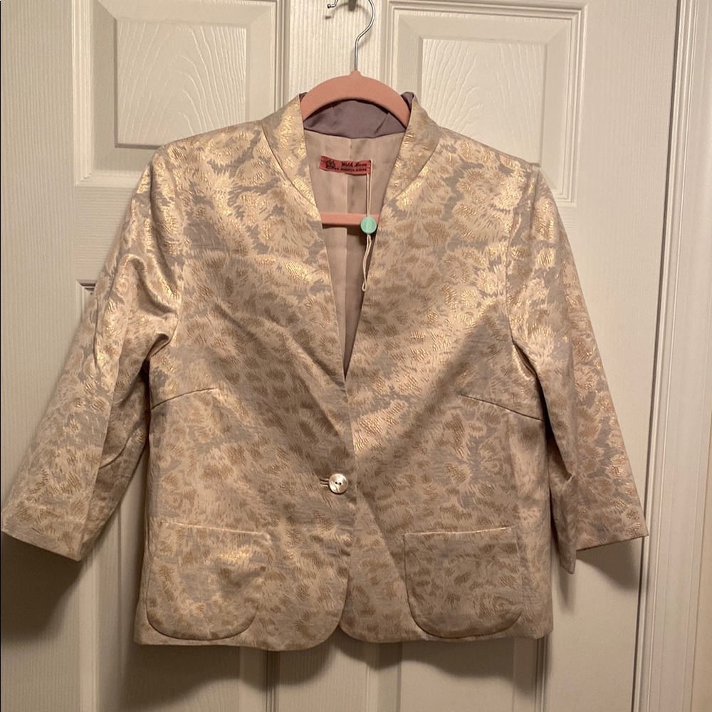 NWOT With Love Marilyn Monroe Elegant Gold Brocade Women's Jacket…size 14